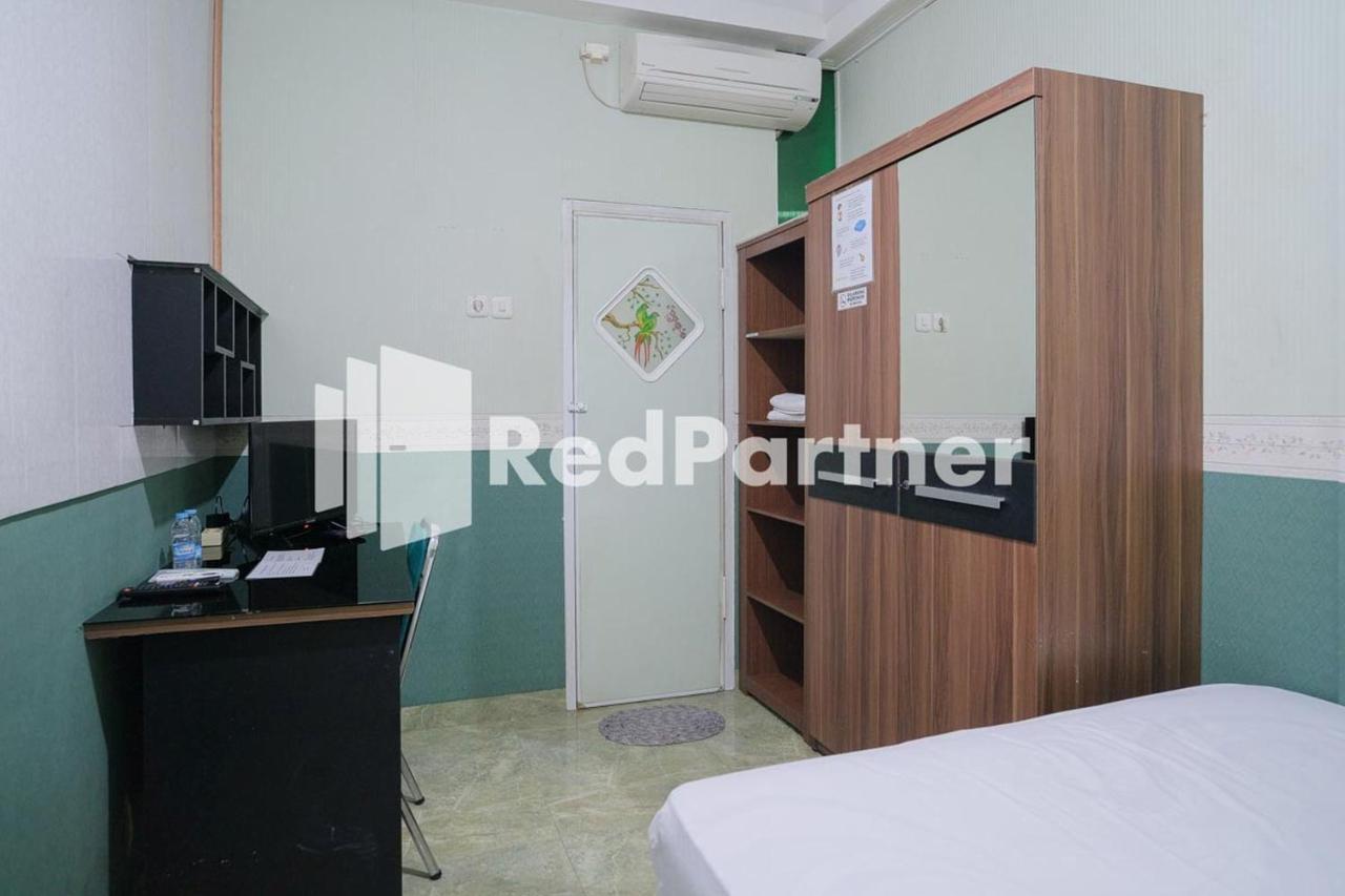 Pondok Hijau Syariah Mitra Reddoorz At Citraland Sorabaya Extérieur photo