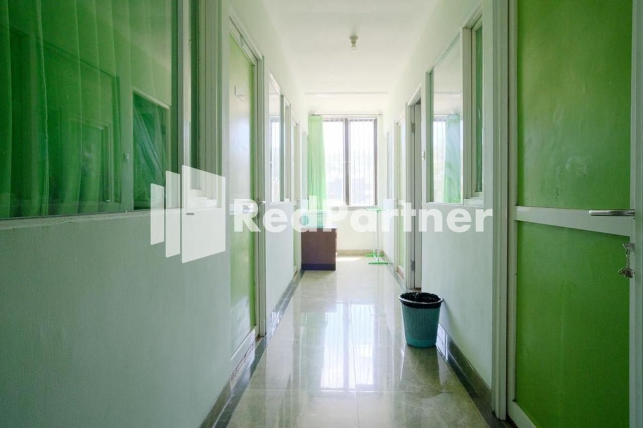 Pondok Hijau Syariah Mitra Reddoorz At Citraland Sorabaya Extérieur photo